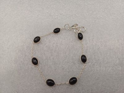 Pulsera Ónix ovalada en plata