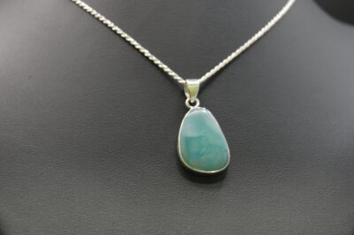 Colgante Larimar lágrima irregular mediana