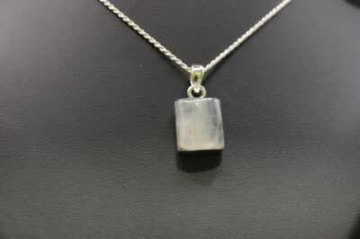 Colgante Piedra de Luna rectangular mediano